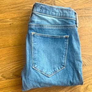 Gap jean, size 26r, true skinny ankle cut in original wash